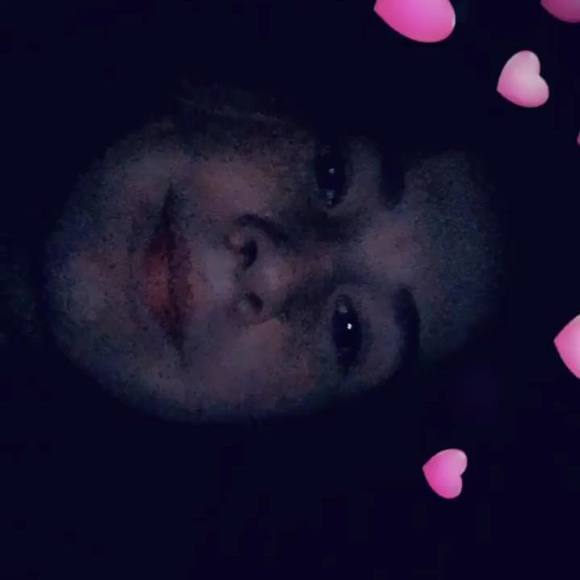 lily_phillips